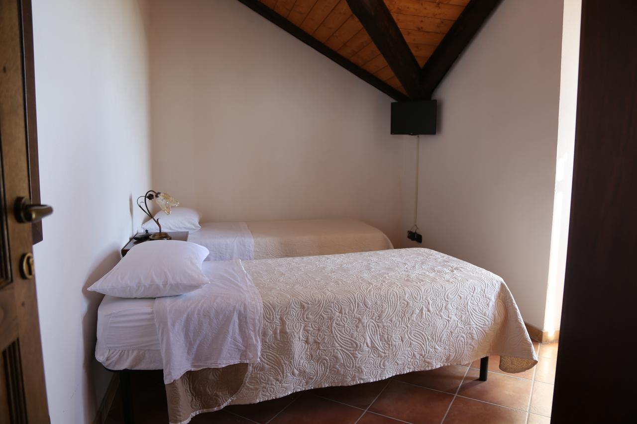 Agriturismo Pirara Sant'Angelo  Eksteriør billede